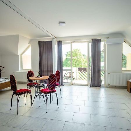 Teraszos Vendeghaz Appartement Keszthely Buitenkant foto